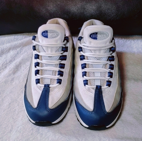 Nike Blue and Gray Air Max 95 - Picture 3 of 8